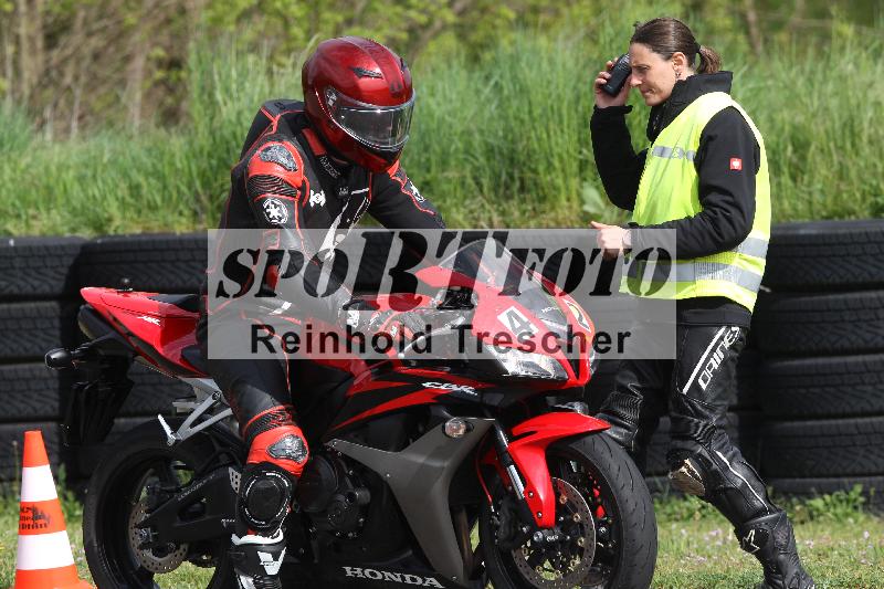 Archiv-2025/10 23.04.2025 Cornu Master School ADR/rot-rouge/42